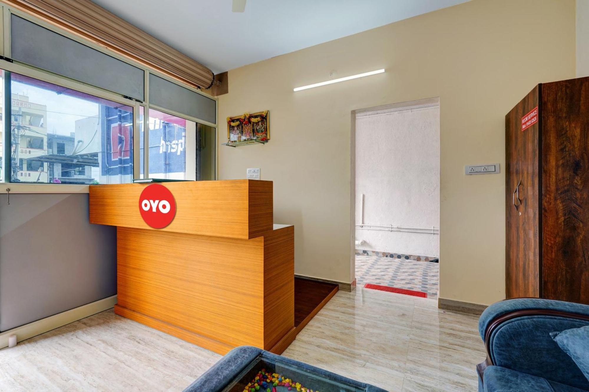 Oyo Flagship Shri Sai Palace Kumbalgod Εξωτερικό φωτογραφία